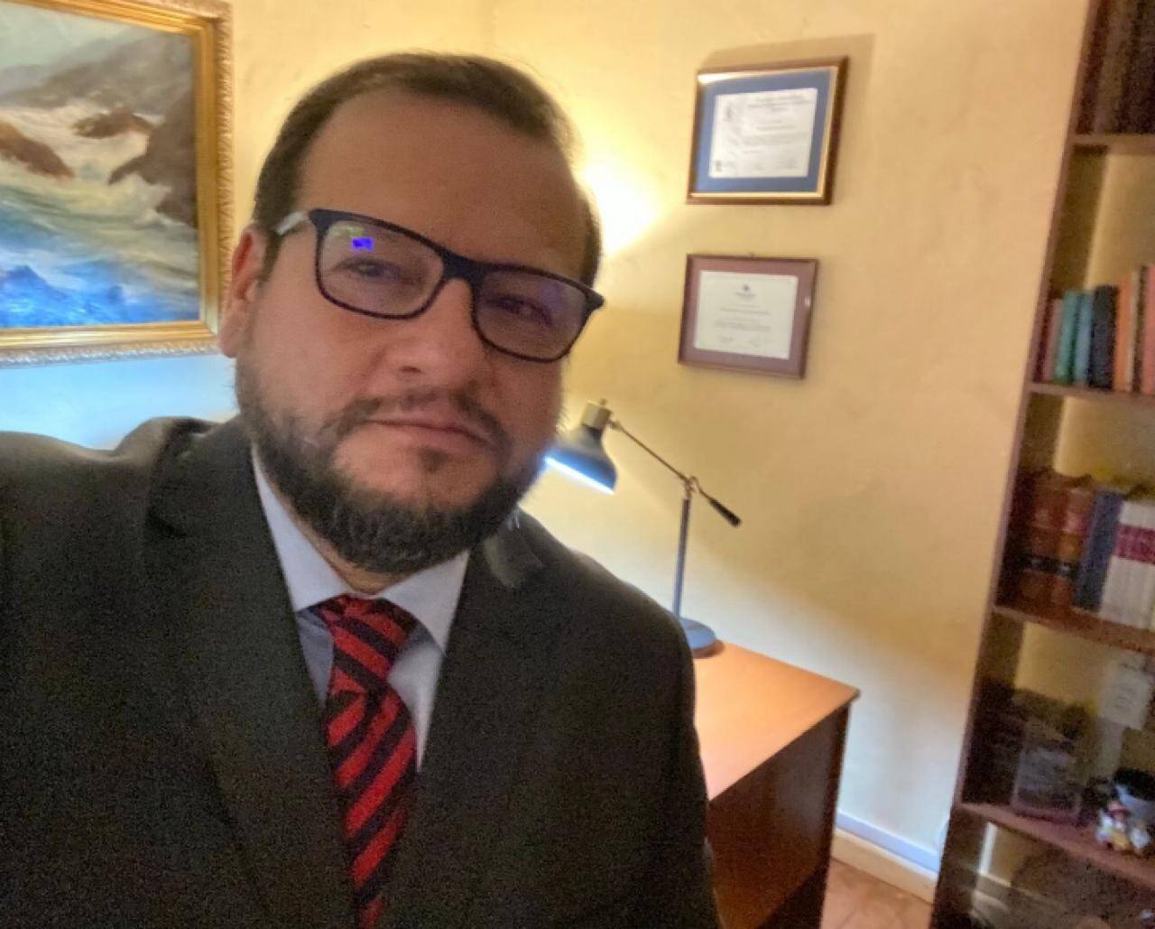 Fernando Leal Foto Nueva.jpeg